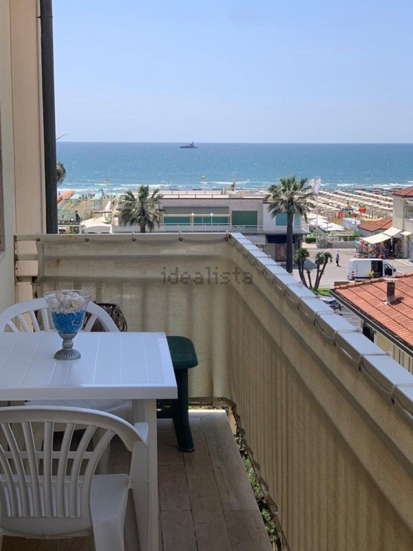 appartamento in vendita a Viareggio