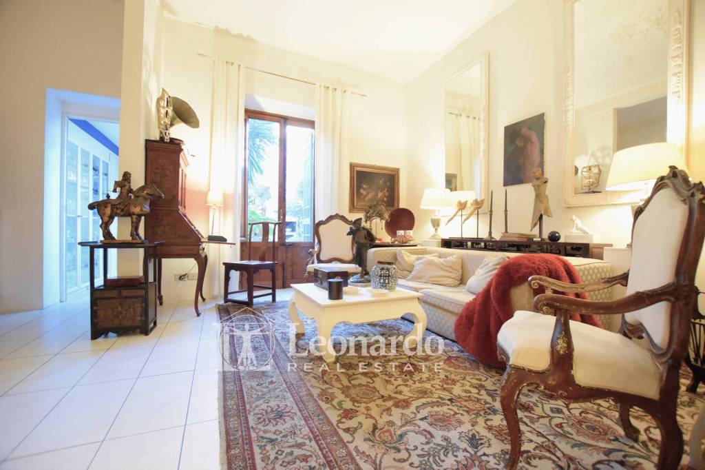 casa indipendente in vendita a Viareggio in zona Centro Storico