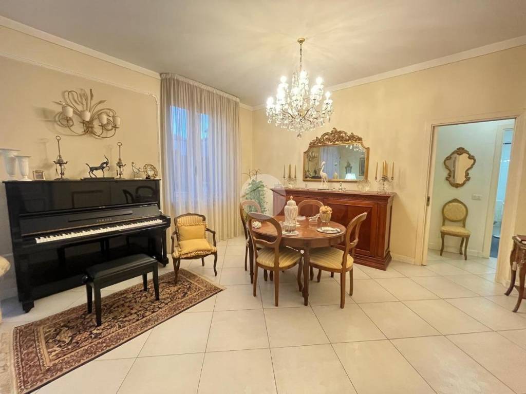 appartamento in vendita a Viareggio