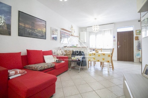 appartamento in vendita a Viareggio in zona Torre del Lago