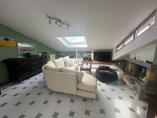 appartamento in vendita a Viareggio in zona Campo d'Aviazione