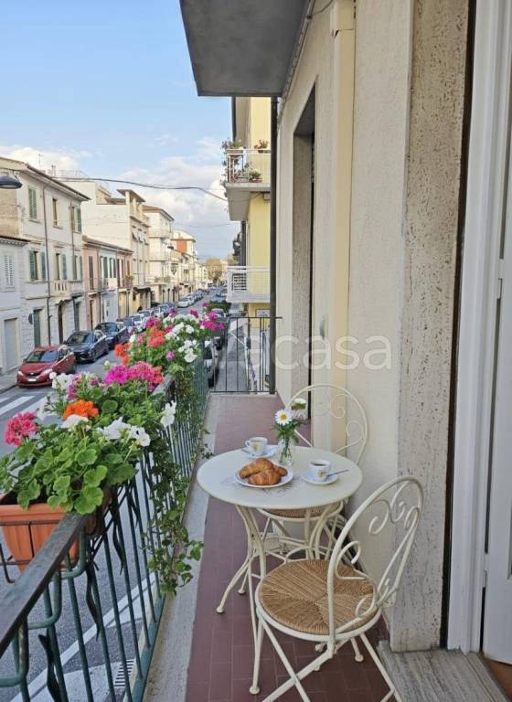 appartamento in vendita a Viareggio
