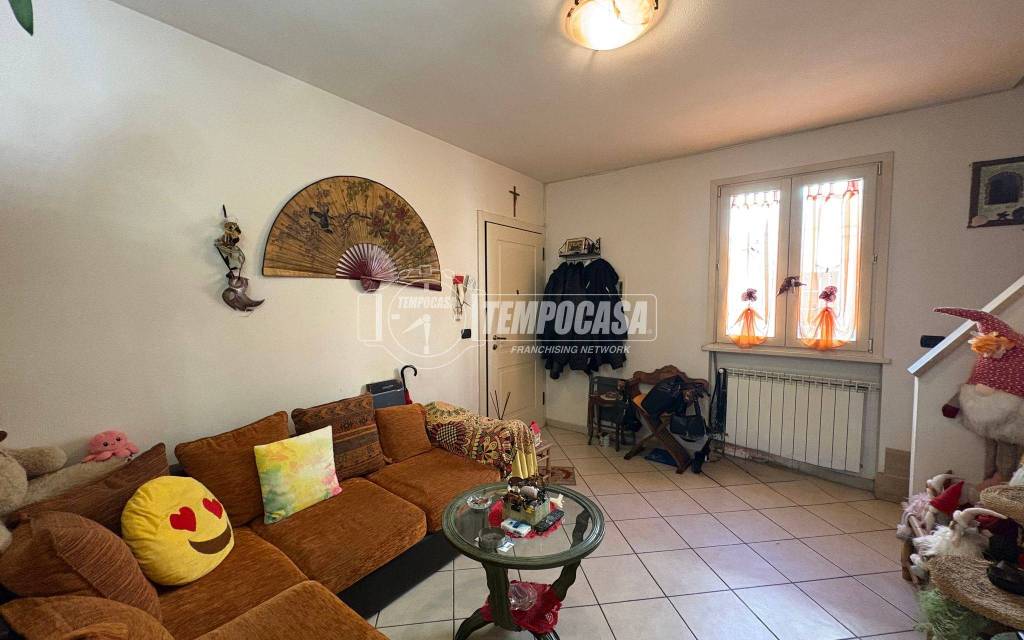 casa indipendente in vendita a Viareggio