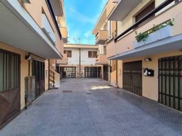 appartamento in vendita a Viareggio in zona Torre del Lago