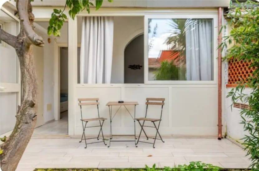 casa indipendente in vendita a Viareggio in zona Migliarina