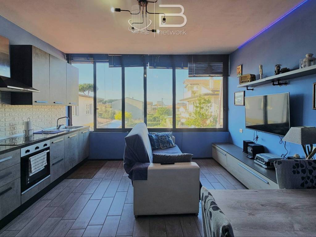 appartamento in vendita a Viareggio in zona Torre del Lago