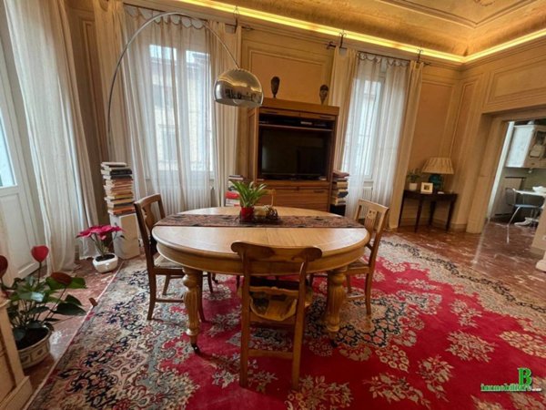 appartamento in vendita a Viareggio in zona Centro Storico