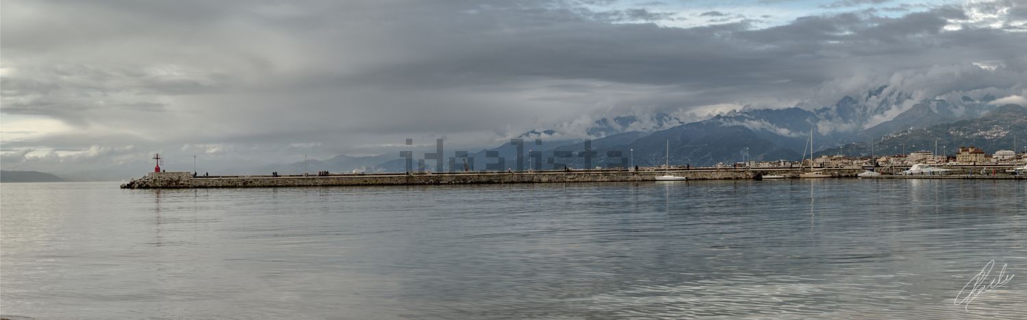 appartamento in vendita a Viareggio in zona Migliarina