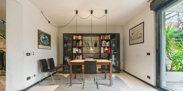 casa indipendente in vendita a Viareggio