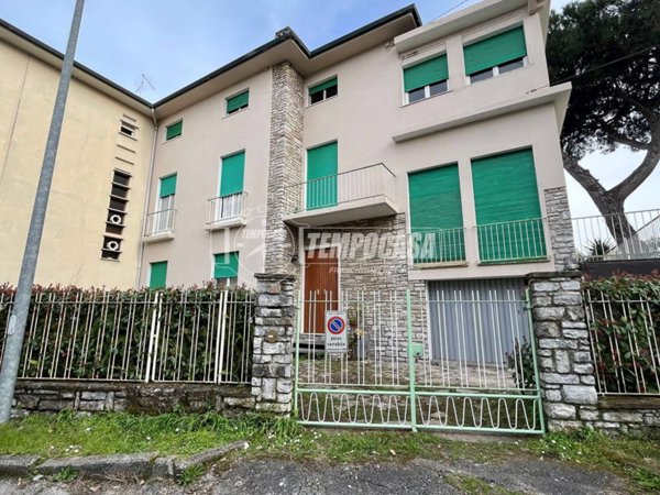 appartamento in vendita a Viareggio