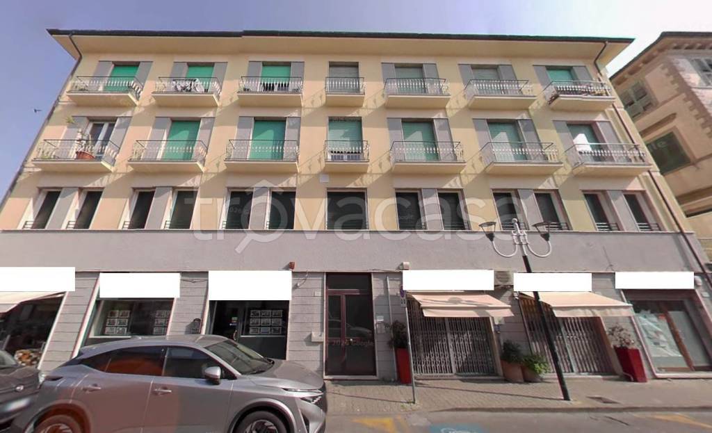 appartamento in vendita a Viareggio in zona Centro Storico