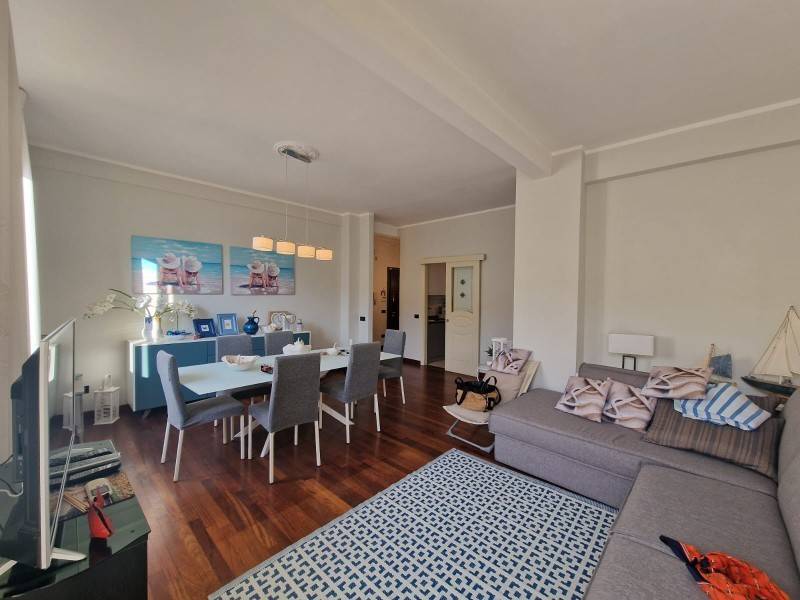 appartamento in vendita a Viareggio