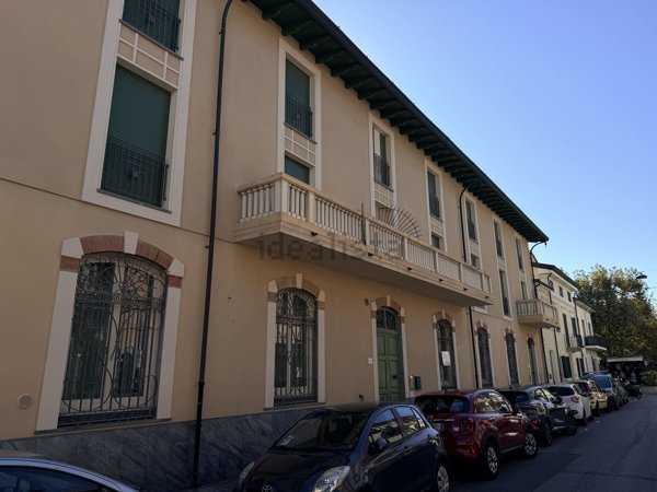 appartamento in vendita a Viareggio in zona Centro Storico