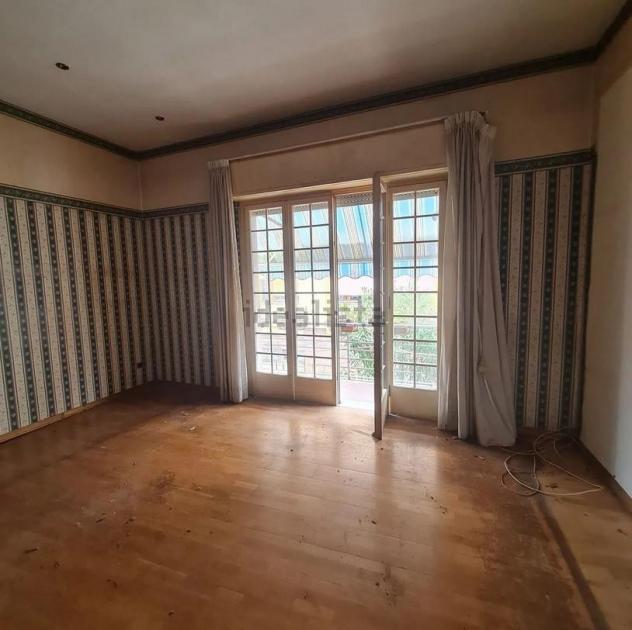 casa indipendente in vendita a Viareggio