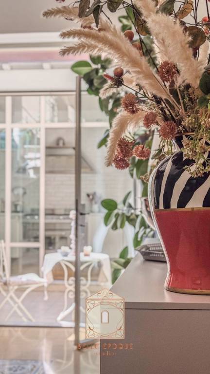 casa indipendente in vendita a Viareggio