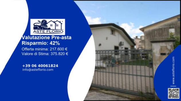 casa indipendente in vendita a Viareggio in zona Torre del Lago