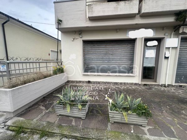 appartamento in vendita a Viareggio in zona Campo d'Aviazione