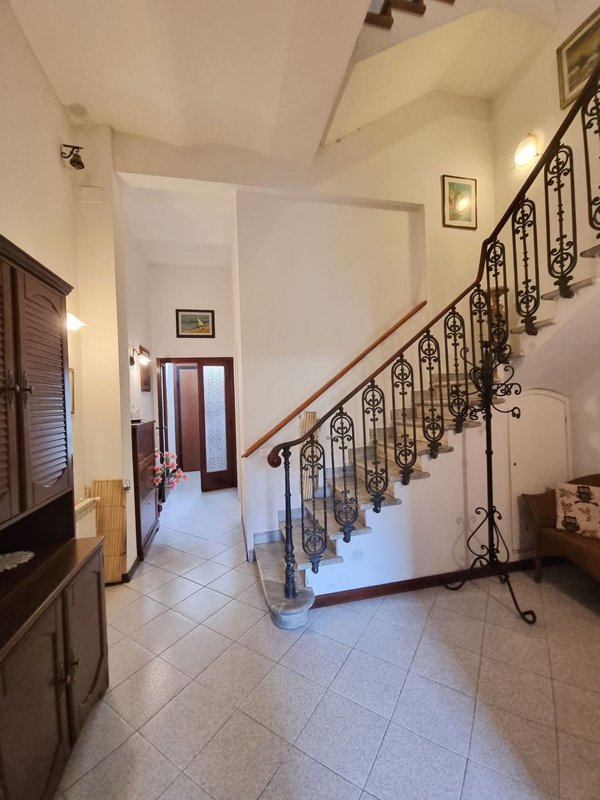 casa indipendente in vendita a Viareggio in zona Centro Storico