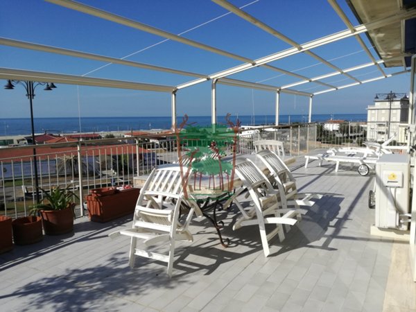 appartamento in vendita a Viareggio