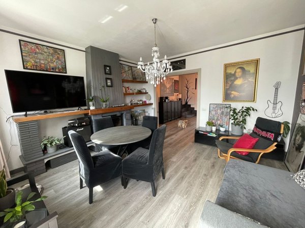 casa indipendente in vendita a Viareggio in zona Torre del Lago