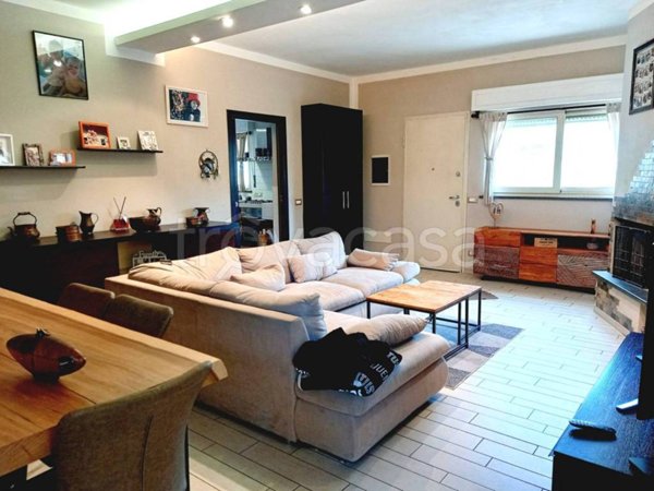 appartamento in vendita a Viareggio in zona Marco Polo