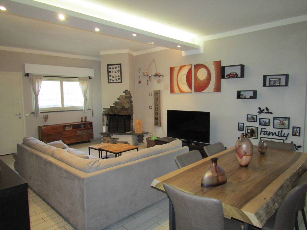 appartamento in vendita a Viareggio in zona Migliarina