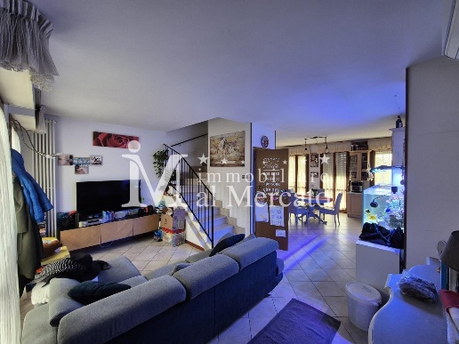 casa indipendente in vendita a Viareggio in zona Torre del Lago