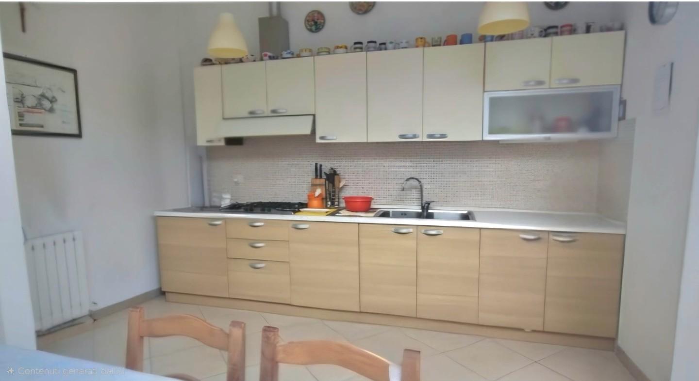 casa indipendente in vendita a Viareggio