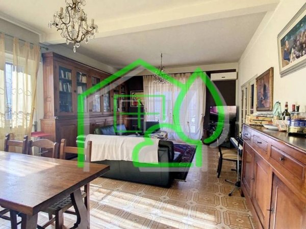 casa indipendente in vendita a Viareggio in zona Campo d'Aviazione