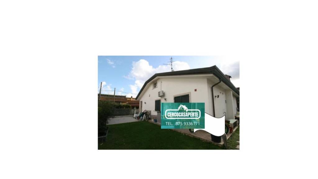 appartamento in vendita a Viareggio in zona Torre del Lago