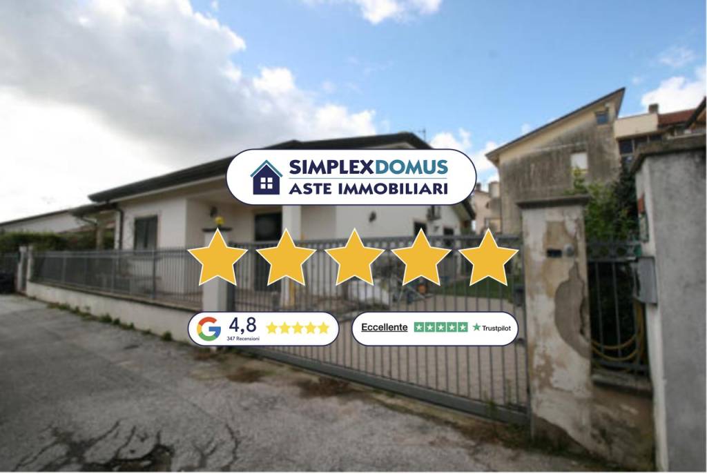 casa indipendente in vendita a Viareggio in zona Torre del Lago