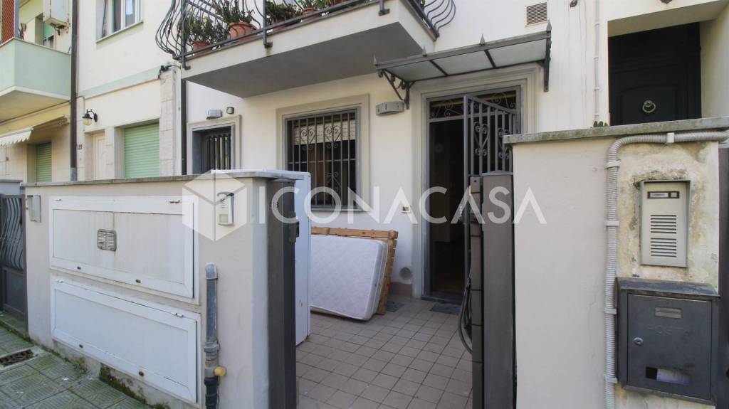 appartamento in vendita a Viareggio in zona Marco Polo