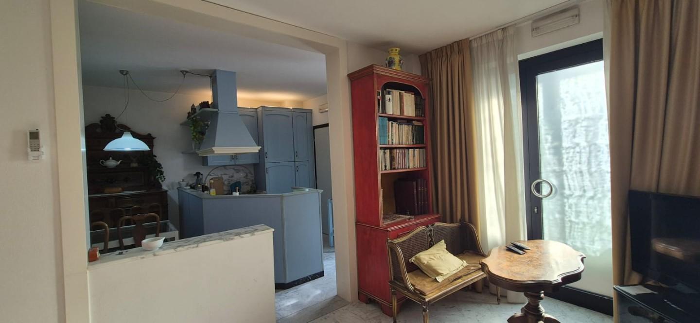 appartamento in vendita a Viareggio in zona Centro Storico
