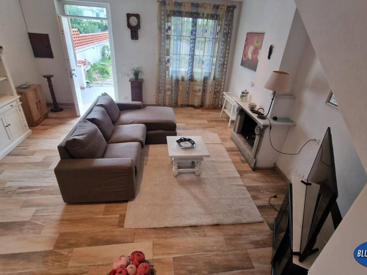 casa indipendente in vendita a Viareggio in zona Torre del Lago