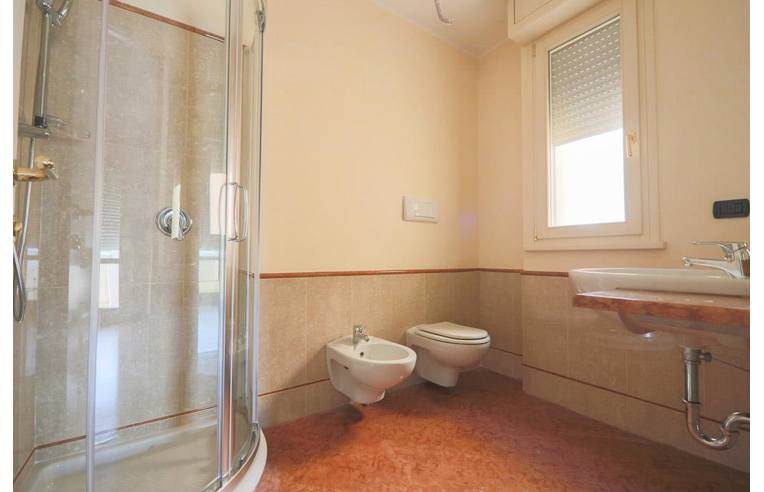 appartamento in vendita a Viareggio in zona Marco Polo