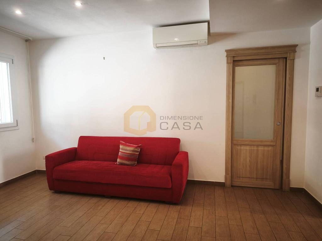 appartamento in vendita a Viareggio in zona Migliarina