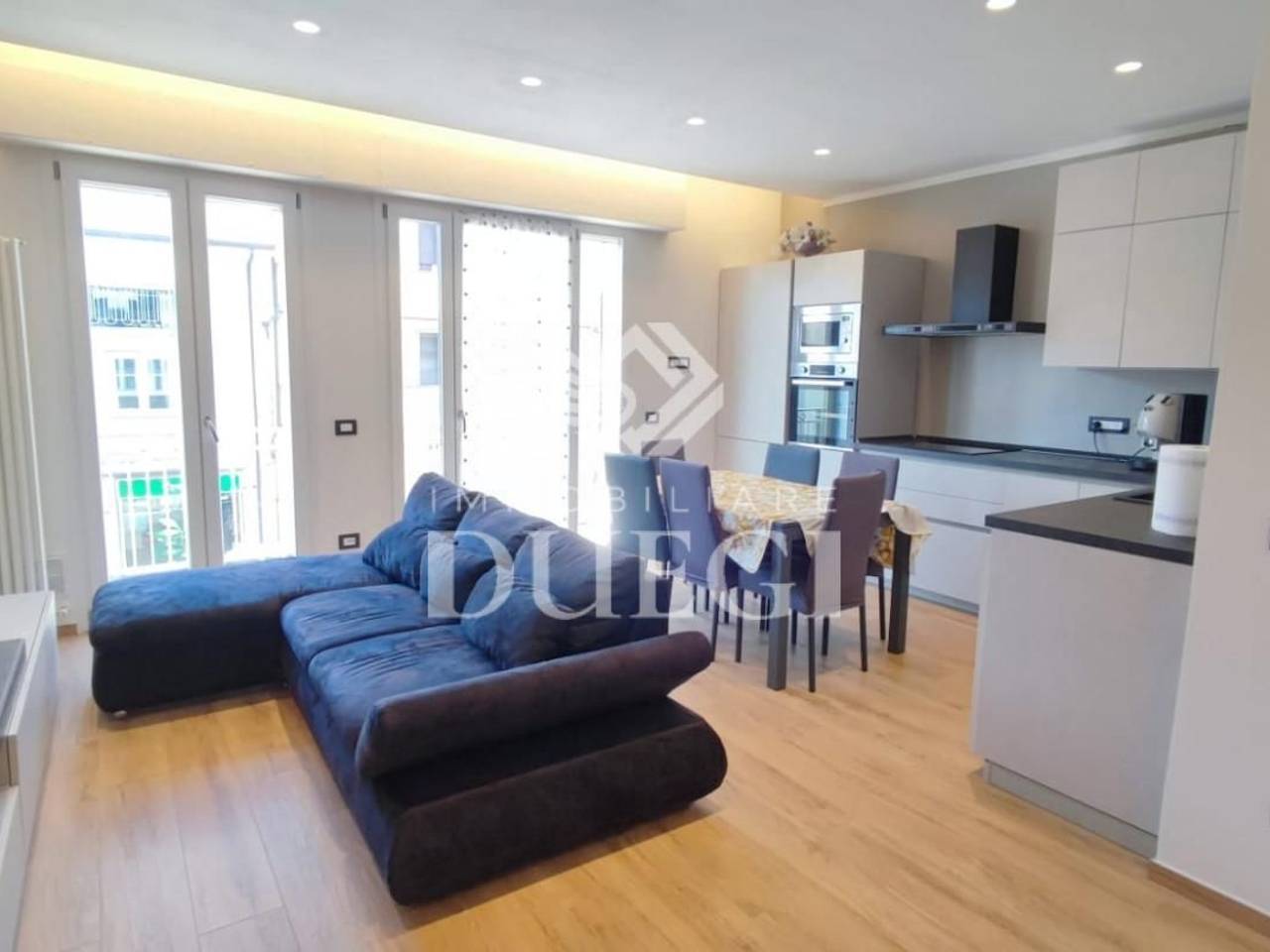 appartamento in vendita a Viareggio in zona Marco Polo