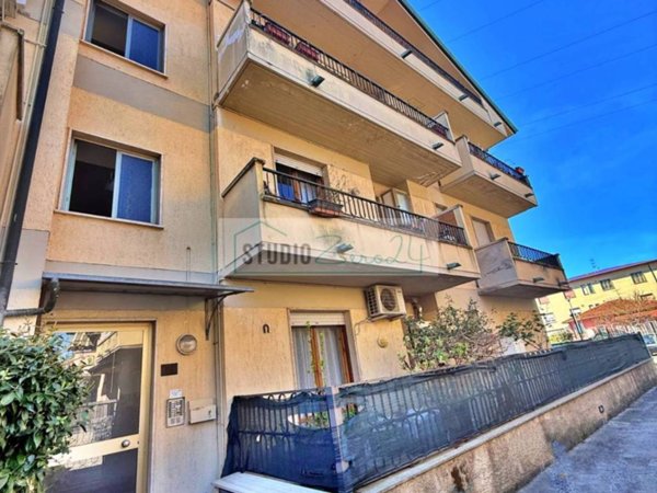 appartamento in vendita a Viareggio in zona Migliarina