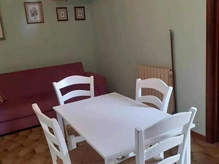 casa indipendente in vendita a Viareggio