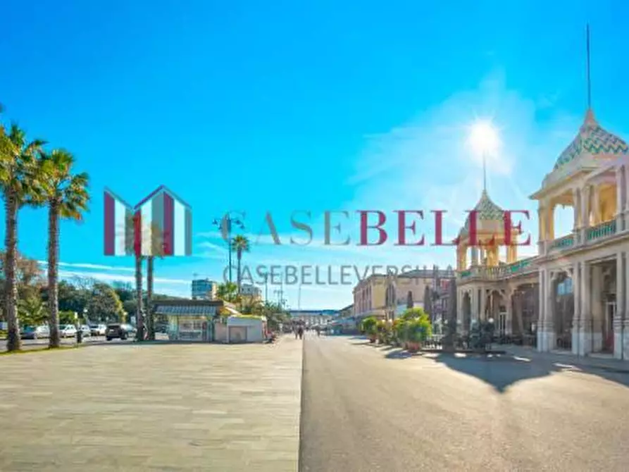 locale commerciale in vendita a Viareggio