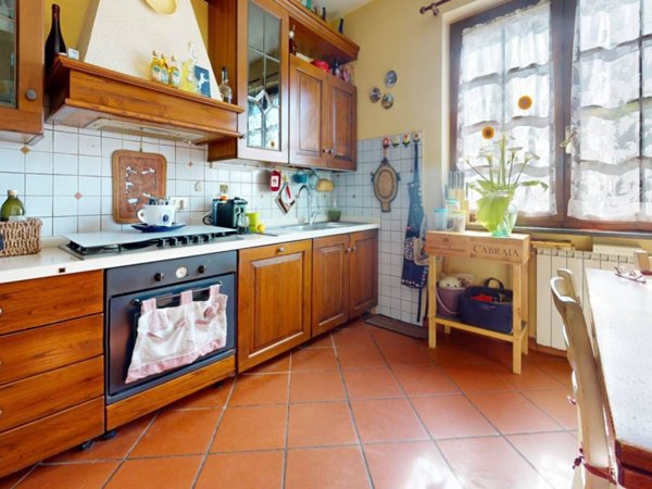 casa indipendente in vendita a Viareggio in zona Torre del Lago