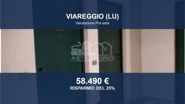 negozio in vendita a Viareggio