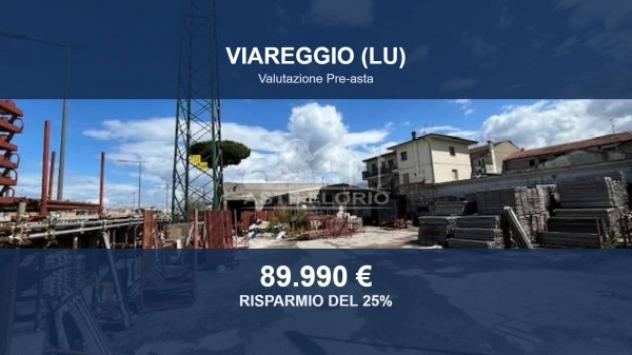 negozio in vendita a Viareggio