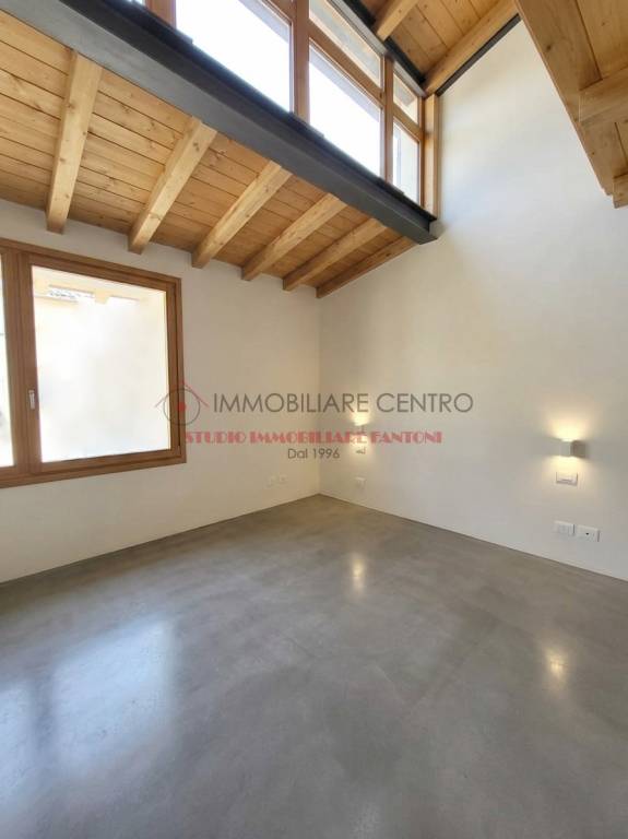 casa indipendente in vendita a Viareggio in zona Campo d'Aviazione