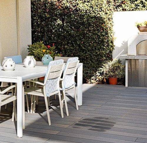 casa indipendente in vendita a Viareggio in zona Torre del Lago