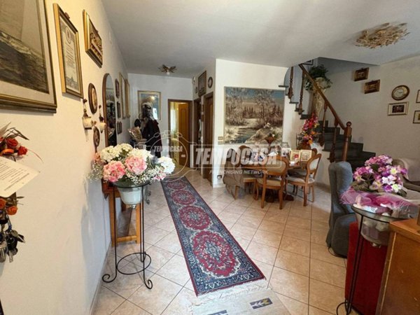 casa indipendente in vendita a Viareggio in zona Campo d'Aviazione