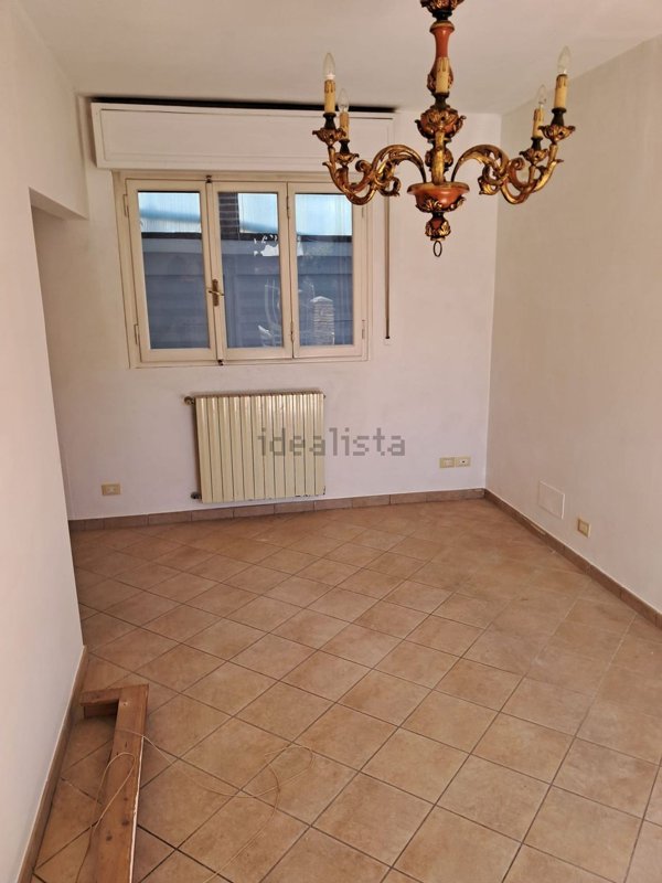 casa indipendente in vendita a Viareggio