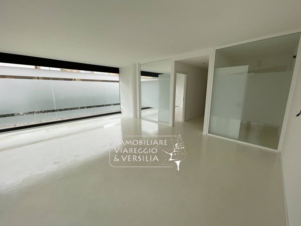 ufficio in vendita a Viareggio