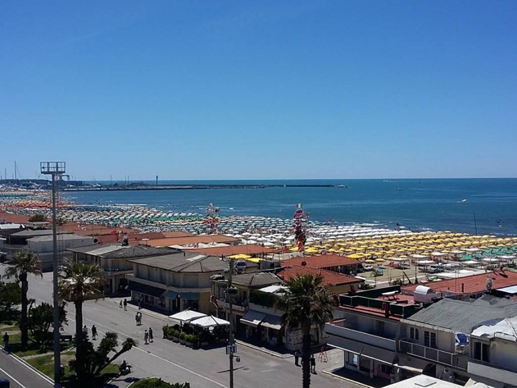 appartamento in vendita a Viareggio in zona Marco Polo
