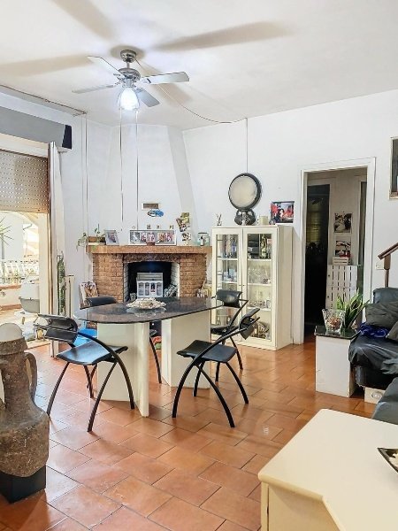 appartamento in vendita a Viareggio in zona Torre del Lago